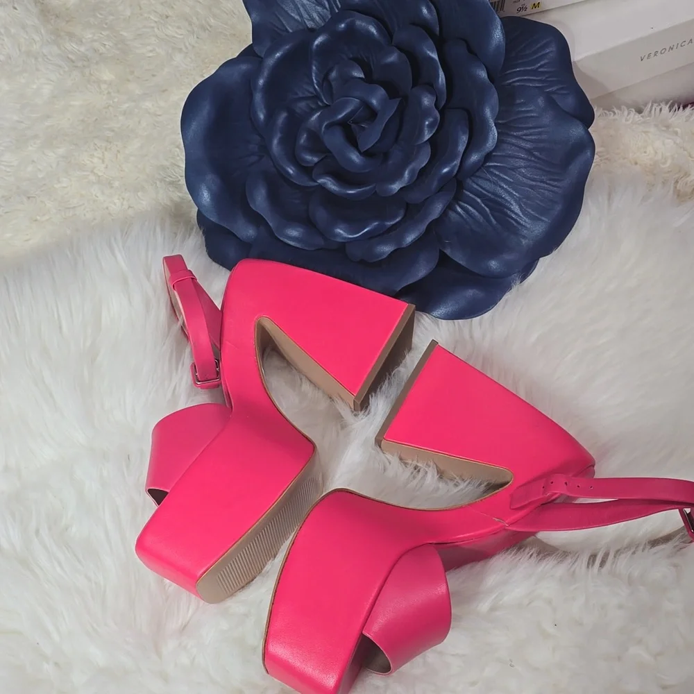 Saks Fifth Magenta Leather Platform Sandals